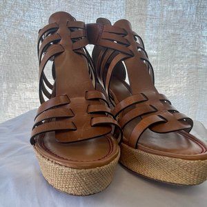 NWT Brown Leather Trask Wedge Platform Heel 9.5